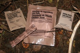 MRE - One Meal, Menu I – Gulasz drobiowy 2