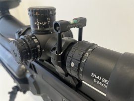 Recenzje: Uniwersalna płaska poziomica Vector Optics - 1