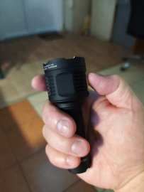 Recenzje: Wielofunkcyjna latarka Armytek Bear WRG - 2