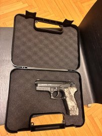 Recenzje: Kufer na pistolet 30,2x22x6 - 1