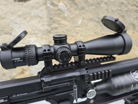 Recenzje: Luneta Vector Optics Veyron 4-16x44 IR SFP Compact - 1