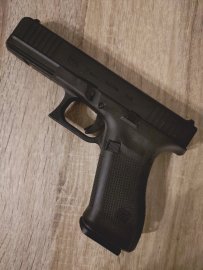 Recenzje: Wiatrówka pistolet Umarex Glock 17 Gen5 BlowBack MOS Black - 1