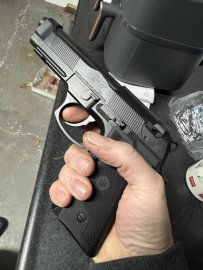Recenzje: Pistolet pneumatyczny Umarex Beretta Elite II 4,5 mm - 4