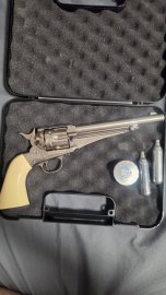 Recenzje: Rewolwer pneumatyczny Crosman Sheridan Cowboy 4,5mm - 1