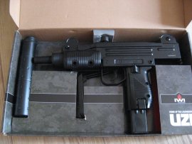 Recenzje: Pistolet pneumatyczny Umarex IWI Mini UZI 4,5mm - 2