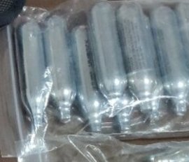 Recenzje: Bombička CO2 12g Crosman 1szt - 1
