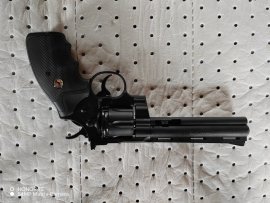 Recenzje: Wiatrowy rewolwer Umarex Colt Python 6" czarny Diabolo/BB 4,5mm - 1