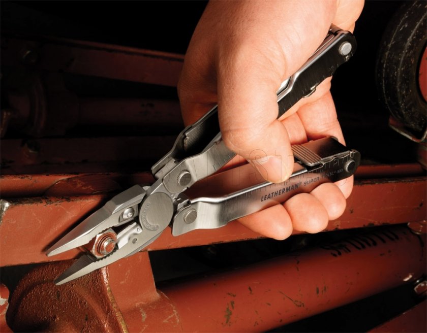 Multitool Leatherman Super Tool 300 czarny