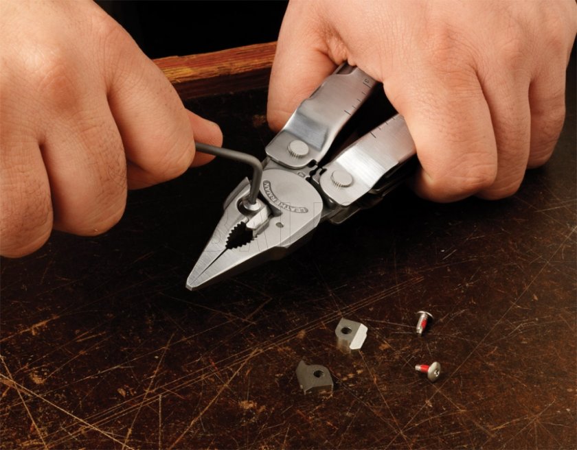 Multitool Leatherman Super Tool 300 czarny