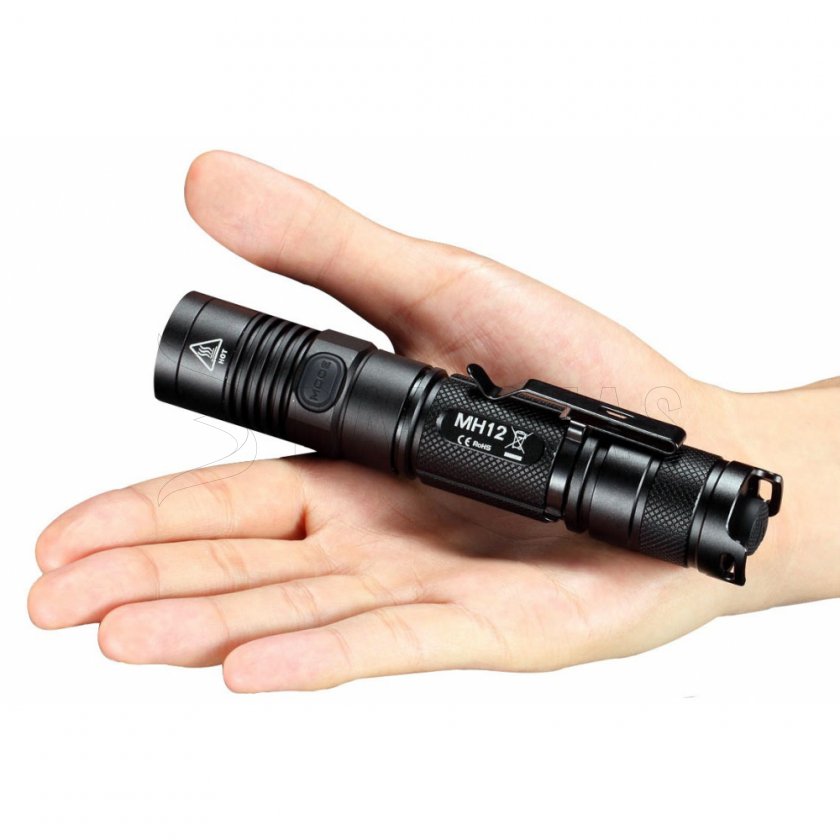 Latarka taktyczna Nitecore MH12 4