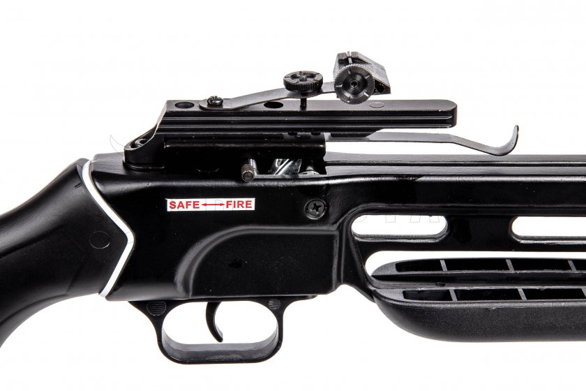 Mankung Eagle 150 lb Black