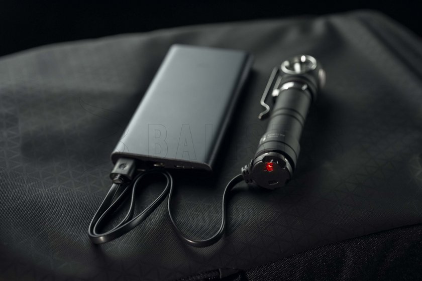 Latarka Armytek Wizard C2 Pro MAX LR zimne światło 7