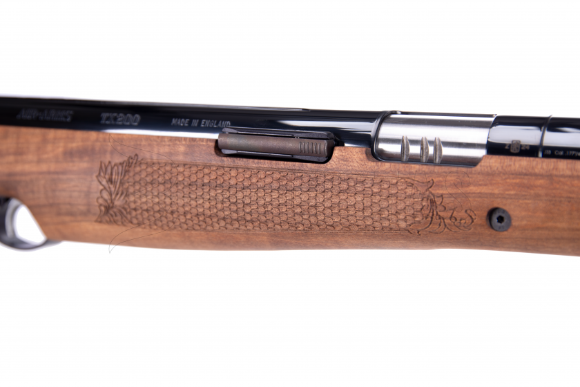 Wiatrówka Air Arms TX 200 Hunter Carbine 4,5mm RH orzech 10
